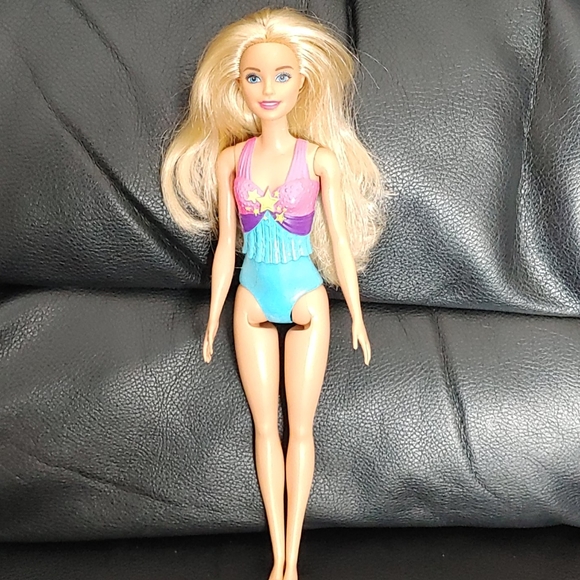 Barbie Dreamtopia Princess Cove Doll - Picture 3 of 4